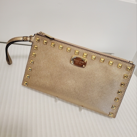 EC Michael Kors Gold Saffiano Leather Stud Large Clutch/Wristlet - Picture 14 of 14